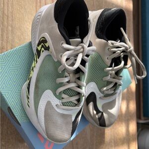 Nike Zoom Freak 4 Green & Black Sneakers Size 4